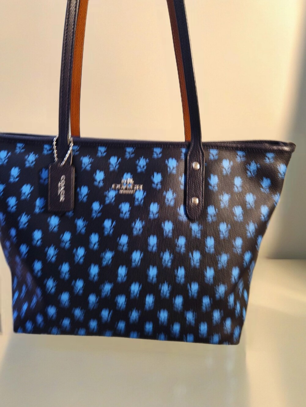 Coach Badlands Tote. Navy And Blue.